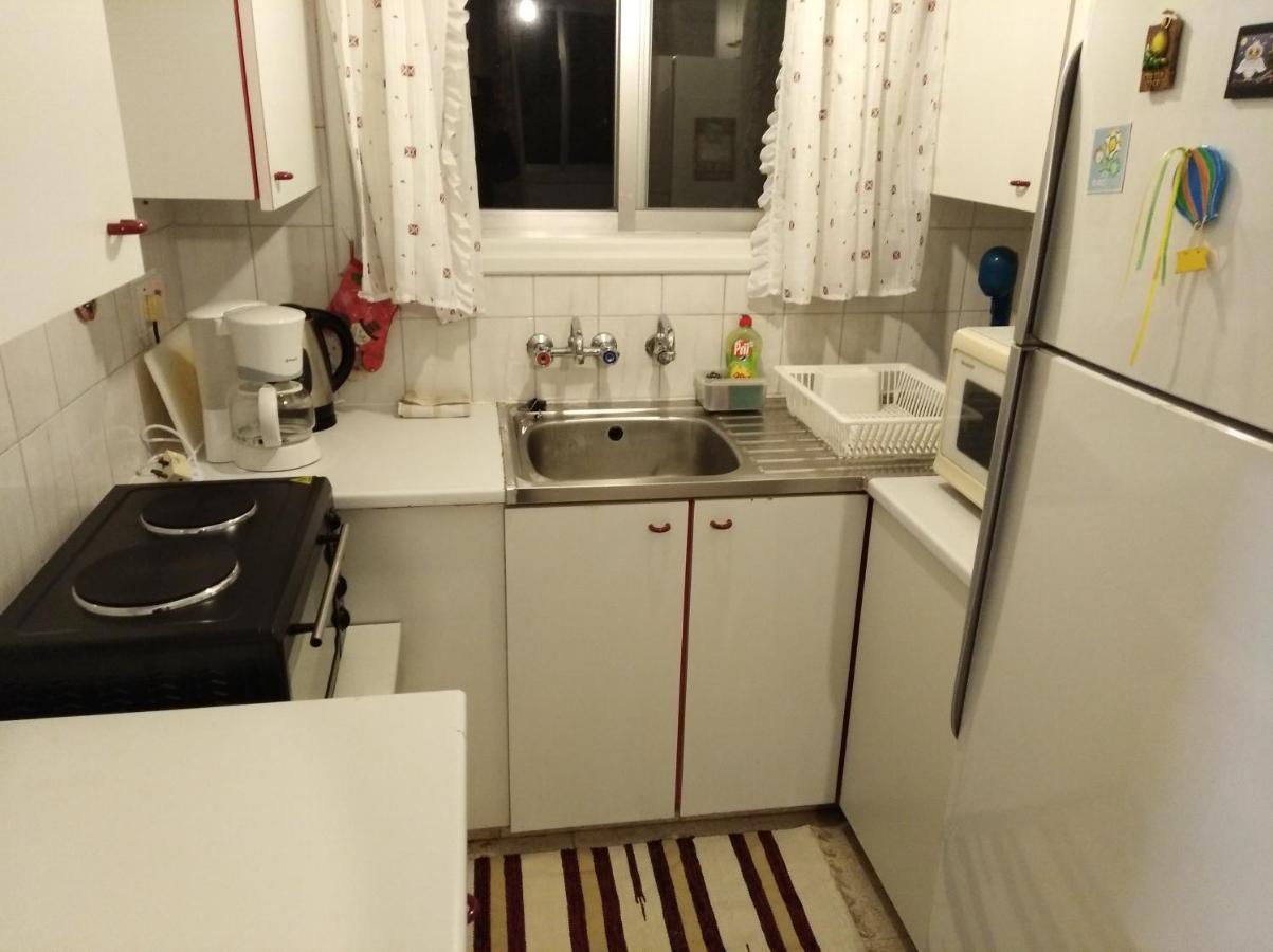 Larnaca, Pervolia 1 Bedroom Seaside Apartment Kültér fotó