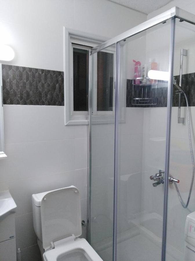 Larnaca, Pervolia 1 Bedroom Seaside Apartment Kültér fotó