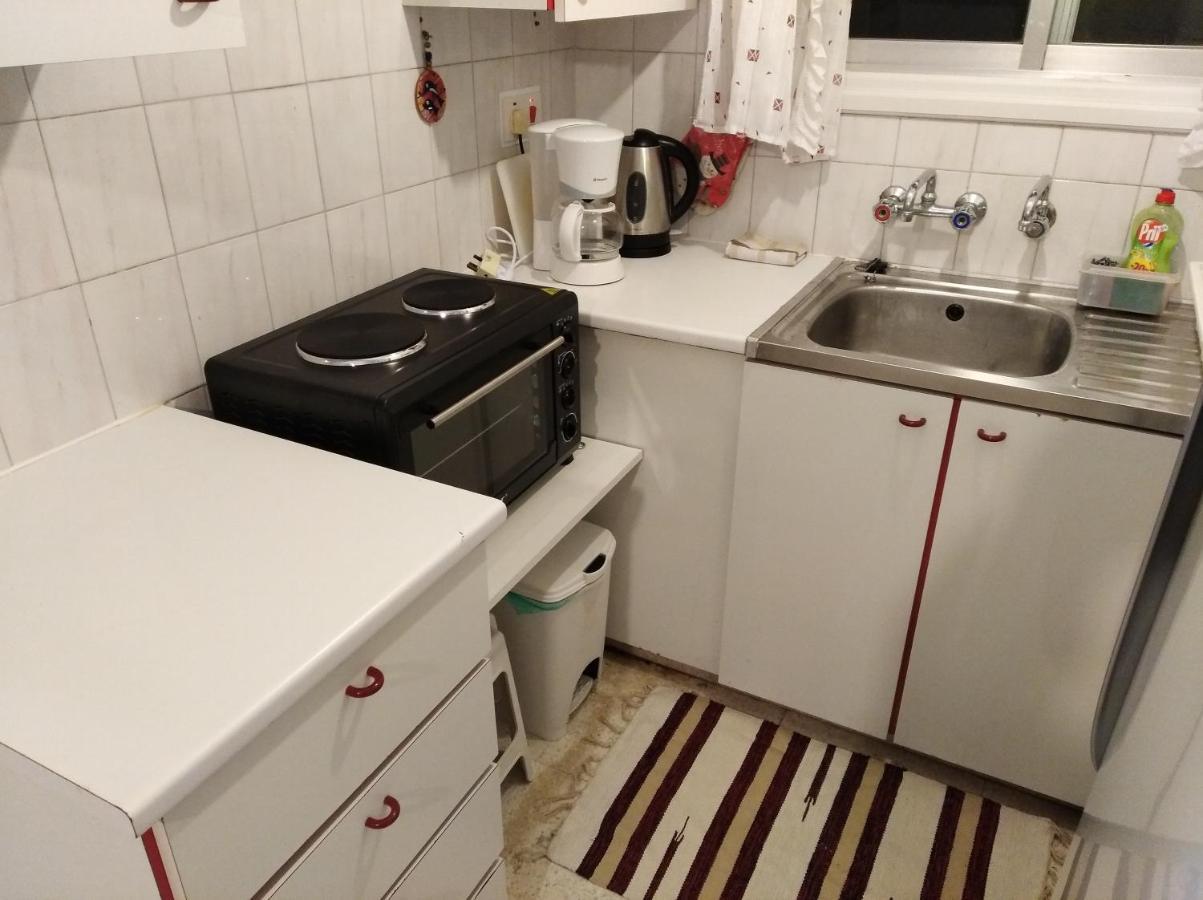 Larnaca, Pervolia 1 Bedroom Seaside Apartment Kültér fotó