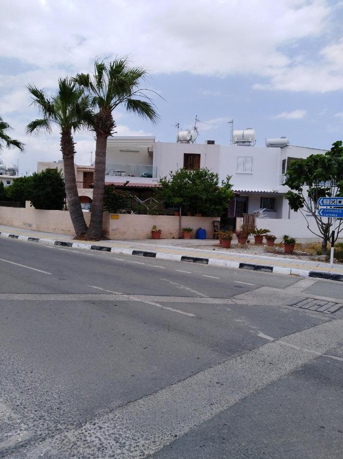 Larnaca, Pervolia 1 Bedroom Seaside Apartment Kültér fotó