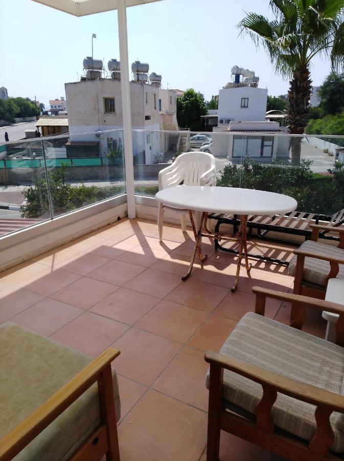 Larnaca, Pervolia 1 Bedroom Seaside Apartment Kültér fotó